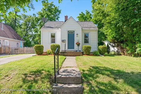 Exterior - 700 E Willard Ave, Lansing, MI 48910 photo 2 of 7
