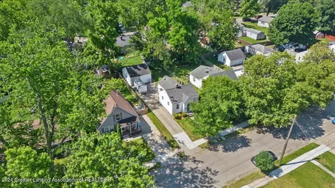 View/Area - 700 E Willard Ave, Lansing, MI 48910 photo 5 of 6