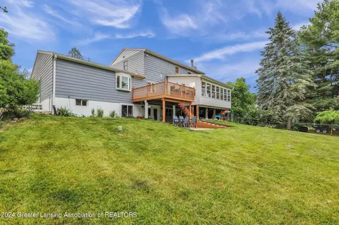Exterior - 6491 Lansdown Dr, Dimondale, MI 48821 photo 4 of 6