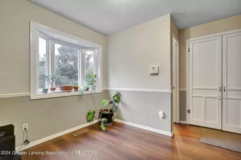 Entry Way - 6491 Lansdown Dr, Dimondale, MI 48821 photo 1 of 3