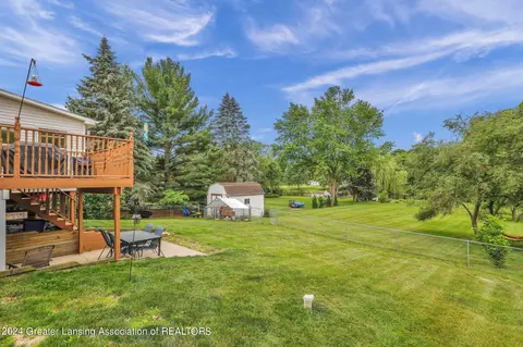 Exterior - 6491 Lansdown Dr, Dimondale, MI 48821 photo 3 of 6
