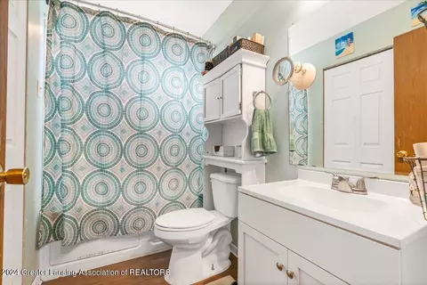 Bath - 2881 W Britton Rd, Perry, MI 48872 photo 1 of 1