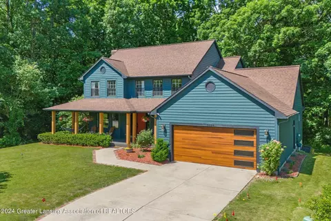 3496 Honeywood Ln, Dewitt, MI 48820