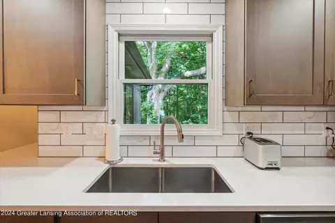 Kitchen - 3496 Honeywood Ln, Dewitt, MI 48820 photo 5 of 5
