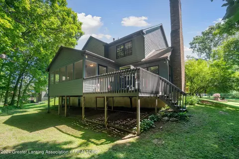 Exterior - 3496 Honeywood Ln, Dewitt, MI 48820 photo 14 of 17