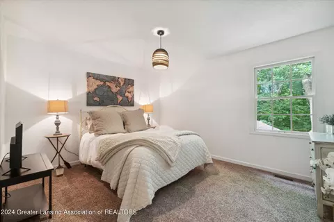 Bedroom - 3496 Honeywood Ln, Dewitt, MI 48820 photo 6 of 6