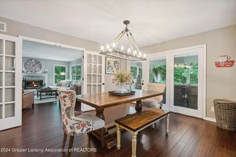 Dining - 3496 Honeywood Ln, Dewitt, MI 48820 photo 3 of 4