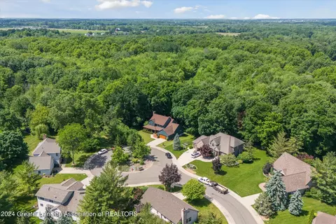View/Area - 3496 Honeywood Ln, Dewitt, MI 48820 photo 2 of 3