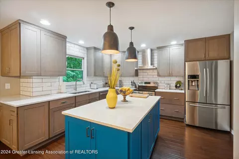 Kitchen - 3496 Honeywood Ln, Dewitt, MI 48820 photo 1 of 5