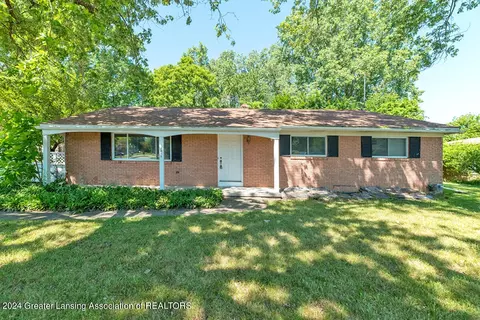1405 N Willow Hwy, Lansing, MI 48917