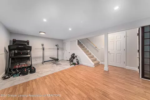 Entry Way - 1638 E Stoll Rd, Lansing, MI 48906 photo 3 of 3