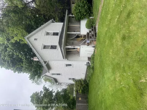 1806 Linval St, Lansing, MI 48910