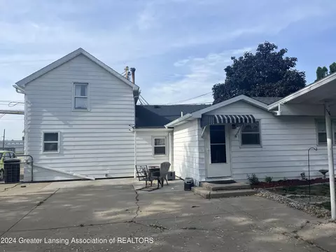 Exterior - 10845 E 2nd St, Fowler, MI 48835 photo 2 of 5