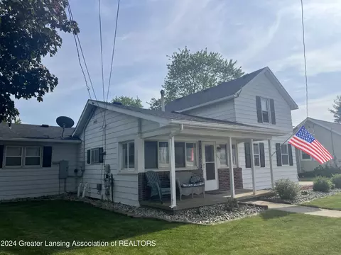 Exterior - 10845 E 2nd St, Fowler, MI 48835 photo 1 of 5