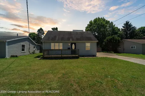 511 W 1st St, Charlotte, MI 48813