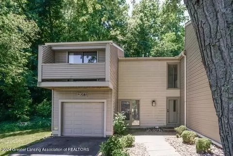 2077 Fox Hollow Dr, Okemos, MI 48864