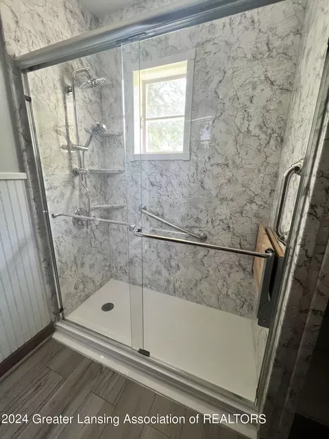 900 Bretton Rd, Lansing, MI 48917 photo 17