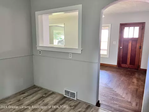 900 Bretton Rd, Lansing, MI 48917 photo 18