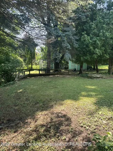 900 Bretton Rd, Lansing, MI 48917 photo 31