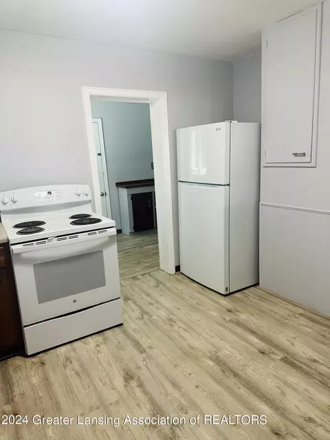 900 Bretton Rd, Lansing, MI 48917 photo 25