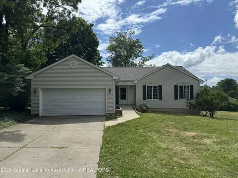 13505 Webster Rd, Bath, MI 48808