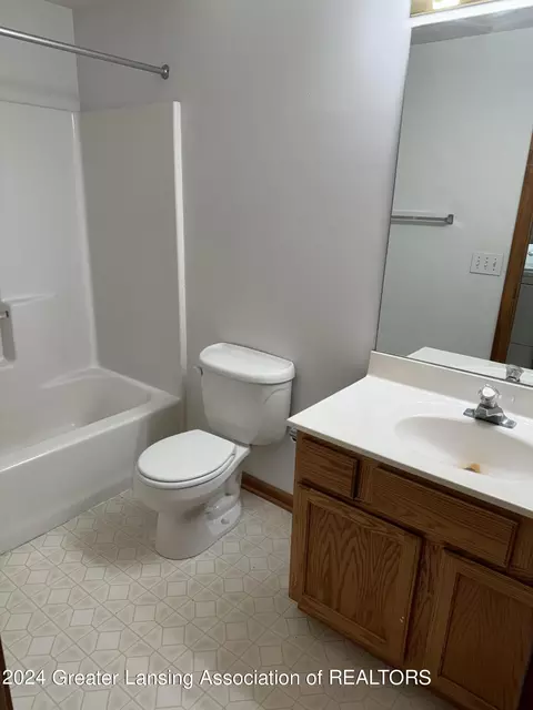 Bath - 13505 Webster Rd, Bath, MI 48808 photo 1 of 1