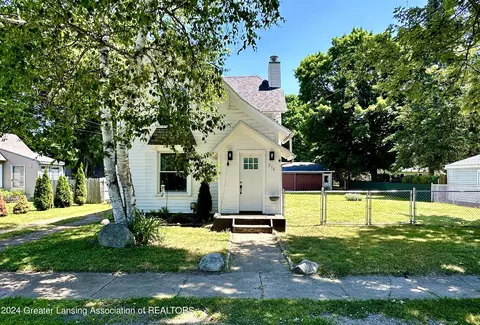 214 Church St, Laingsburg, MI 48848