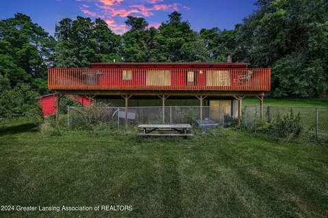 6470 S Hollister Rd, Laingsburg, MI 48848