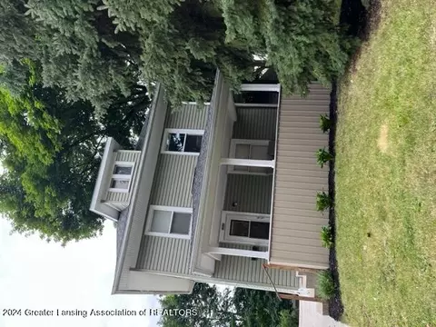1012 E Hazel St, Lansing, MI 48912