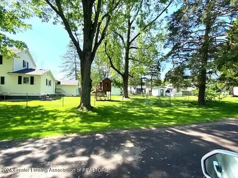 Undisclosed, Saint Johns, MI 48879 photo 7