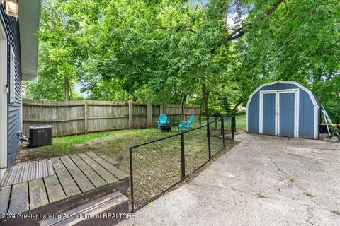 Exterior - 706 Johnson Ave, Lansing, MI 48906 photo 5 of 5