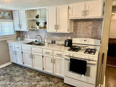 Kitchen - 832 E Genesee St, Lansing, MI 48912 photo 1 of 2