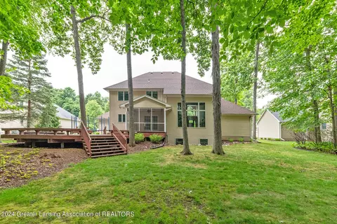 Exterior - 13355 Speckledwood Dr, Dewitt, MI 48820 photo 4 of 5