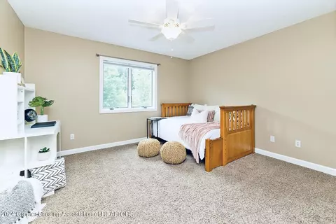 Bedroom - 13355 Speckledwood Dr, Dewitt, MI 48820 photo 2 of 4