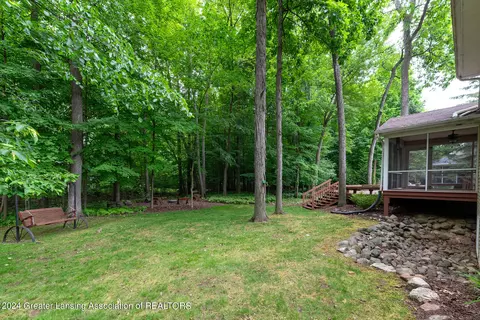 Exterior - 13355 Speckledwood Dr, Dewitt, MI 48820 photo 3 of 5