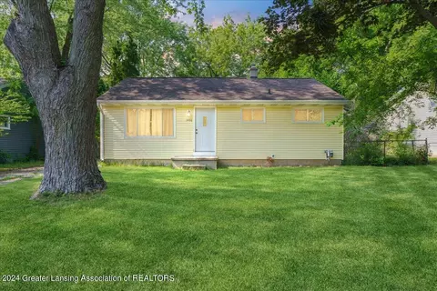 1406 Mary Ave, Lansing, MI 48910