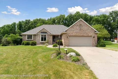 3025 Appaloosa Way, Lansing, MI 48906