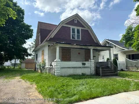 316 Oakwood Ave, Owosso, MI 48867