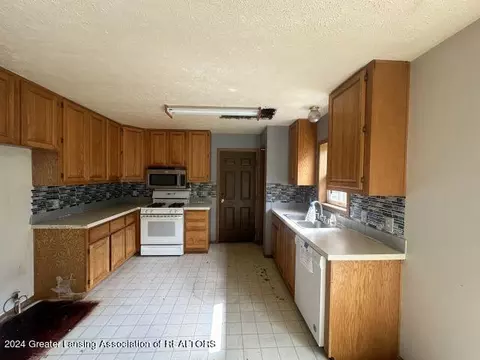 5982 E Bippley Rd, Sunfield, MI 48890 photo 7