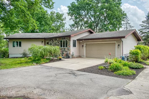 2400 Rowley Rd, Williamston, MI 48895
