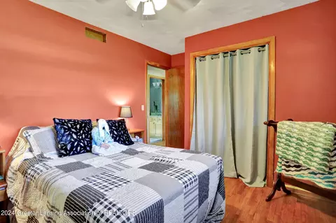 Bedroom - 8475 S Lowell Rd, Dewitt, MI 48820 photo 1 of 7