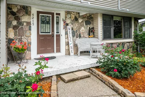 Exterior - 4215 Whitby Ln, Bath, MI 48808 photo 6 of 6