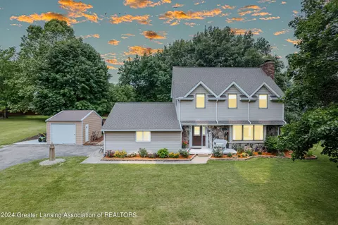 Exterior - 4215 Whitby Ln, Bath, MI 48808 photo 1 of 6
