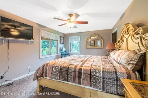 Bedroom - 4215 Whitby Ln, Bath, MI 48808 photo 2 of 3