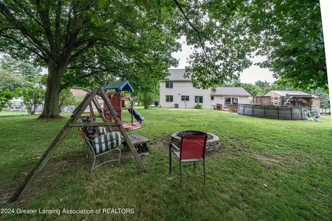 Exterior - 4215 Whitby Ln, Bath, MI 48808 photo 3 of 6