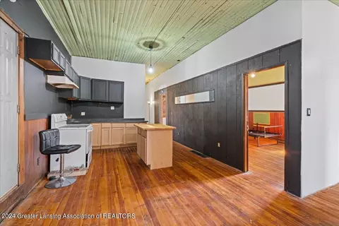 13639 Main St, Bath, MI 48808 photo 14