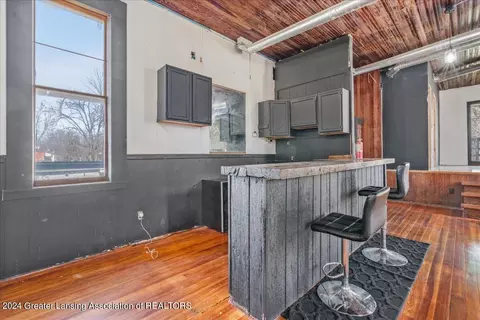 13639 Main St, Bath, MI 48808 photo 6