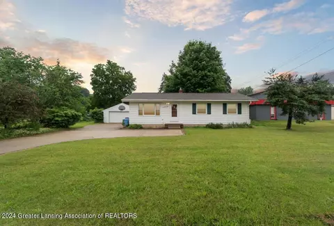 6860 N Aurelius Rd, Lansing, MI 48911