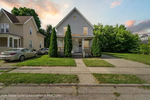 1114 Chelsea Ave, Lansing, MI 48915