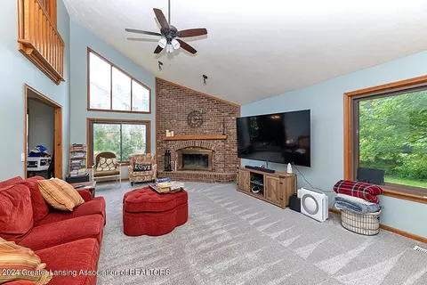 2035 Wild Cherry Path, Okemos, MI 48864 photo 3